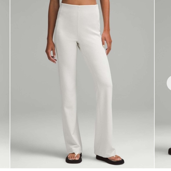 Lululemon Ribbed Softstreme Flared Pant * 32.5 bone size 12 - Picture 2 of 7
